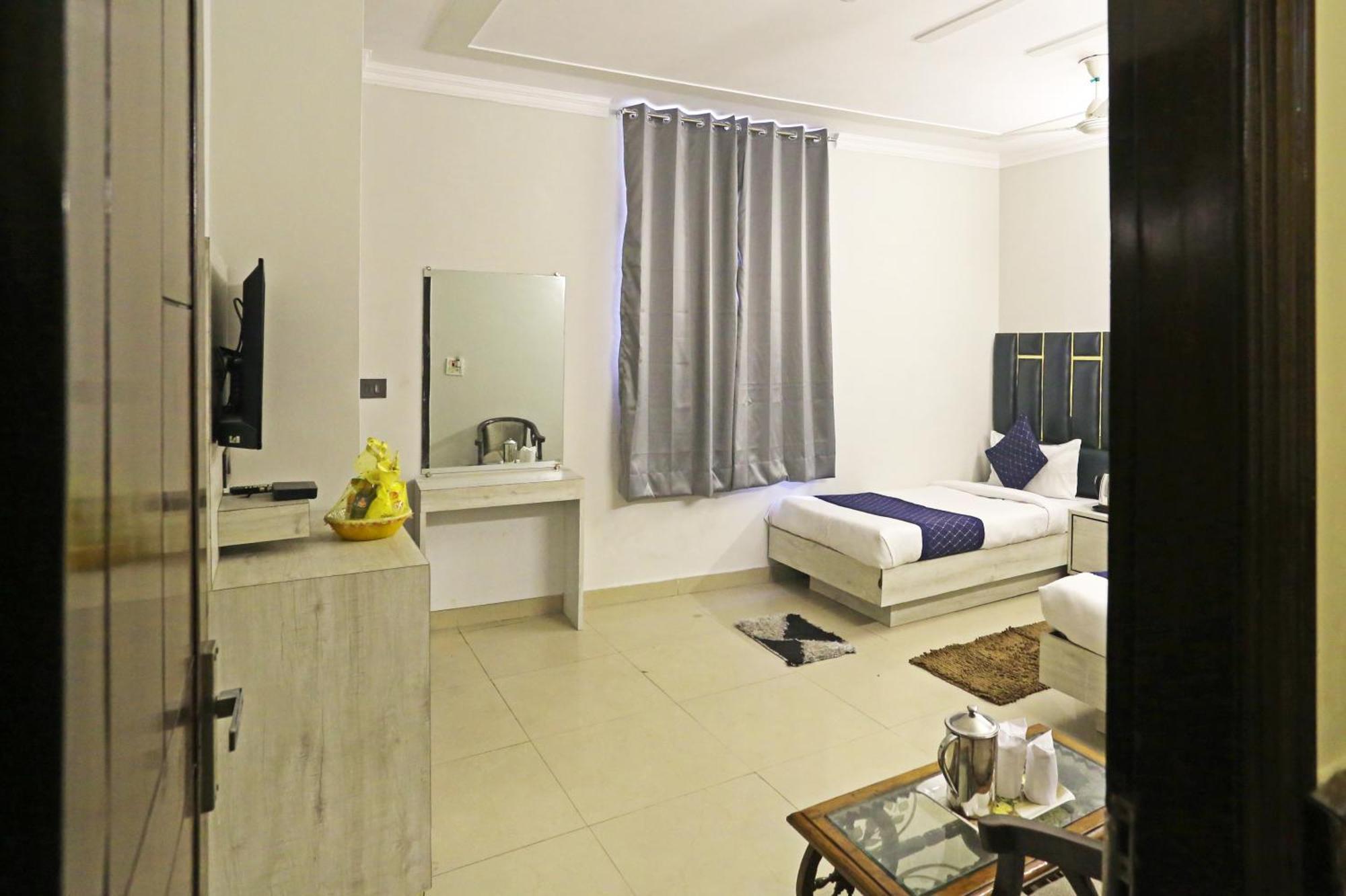 Hotel Ratandeep At Paharganj 新德里 外观 照片
